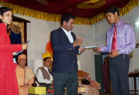 photo1